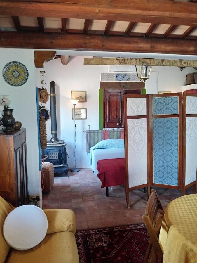 Il Corbezzolo Suite Appartament Castelluzzo Exterior foto